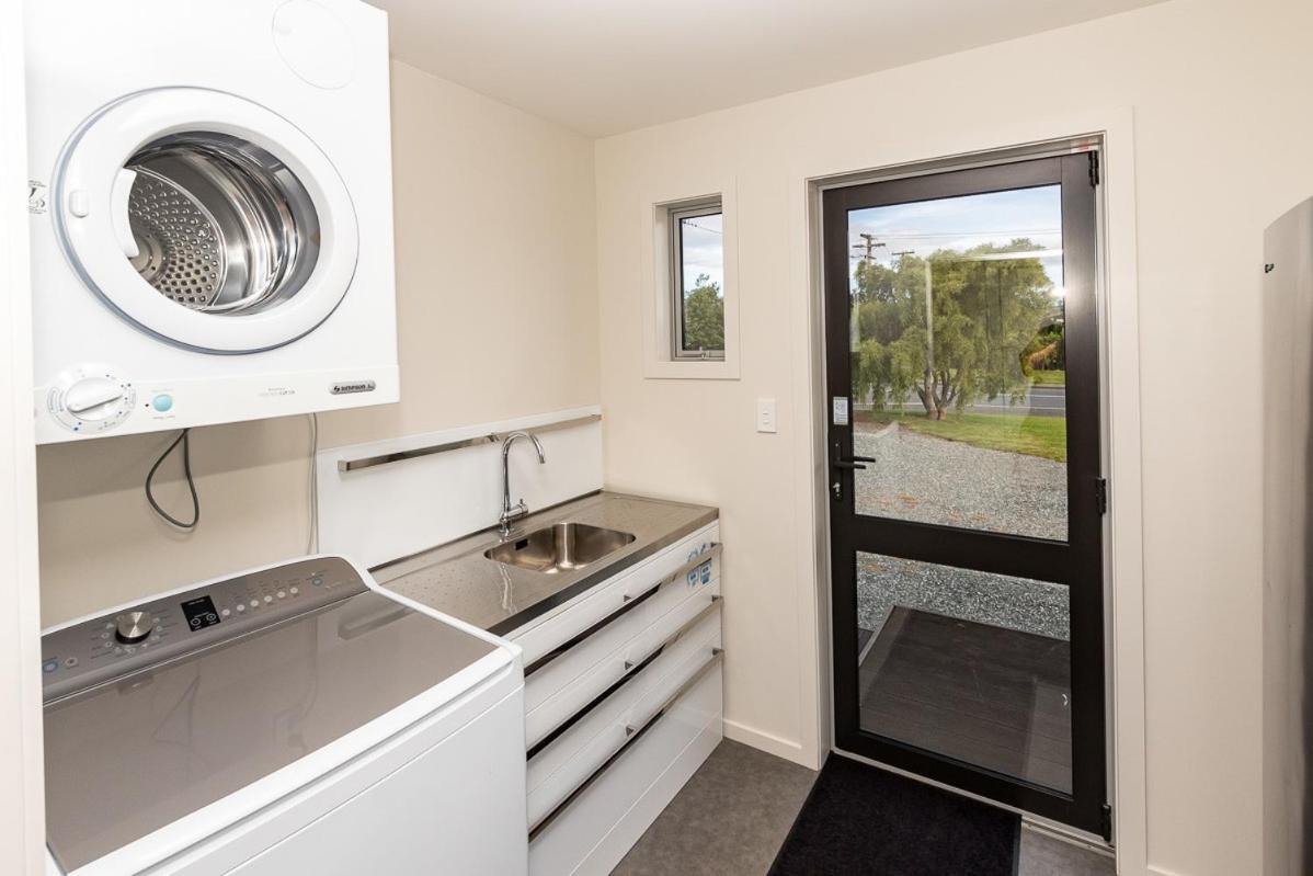 Poppa Pete'S - Te Anau Holiday Home Dış mekan fotoğraf