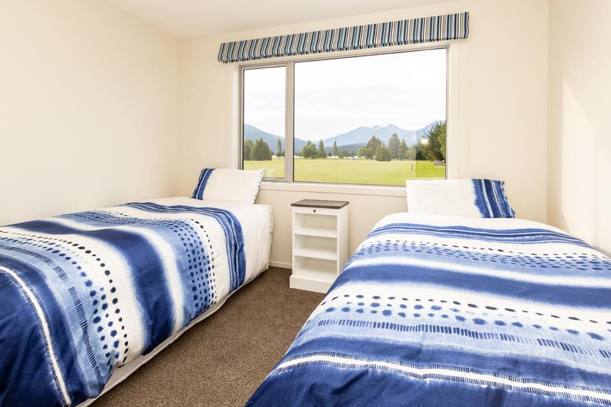 Poppa Pete'S - Te Anau Holiday Home Dış mekan fotoğraf